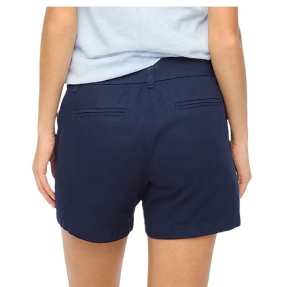 J Crew women’s navy blue chino shorts size 2 - Picture 2 of 5